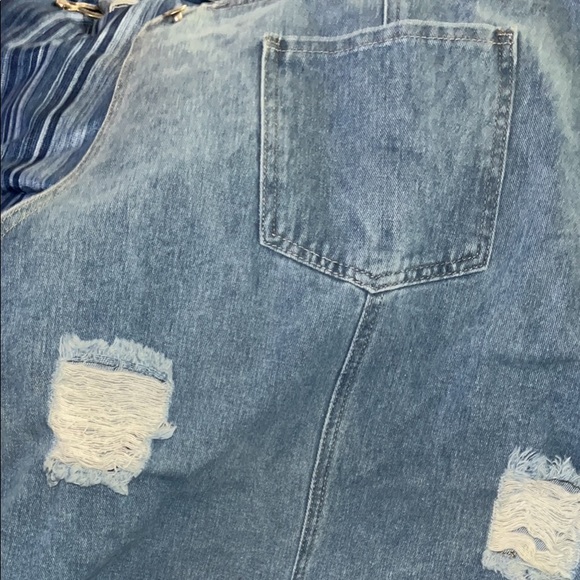 Blue Jean over skirt with holes - Picture 2 of 2